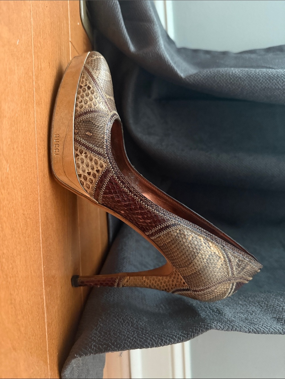 Gucci Patchwork Snakeskin Platform Pumps Heels 7.5B